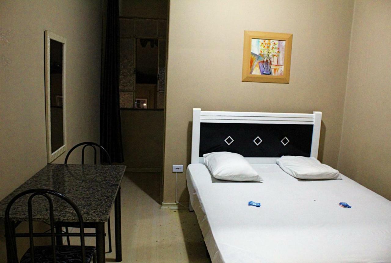 Hotel Lotus Κουριτίμπα Εξωτερικό φωτογραφία